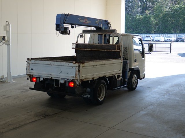 2004 Crane Truck Isuzu Elf KR-NKR81EA - Image 4