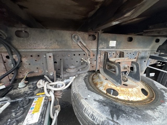 2011 Flat Body Truck Isuzu Elf SKG-NKR85A - Image 13