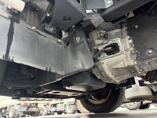 2018 Van Wing Isuzu Elf TRG-NLR85AR - Image 12
