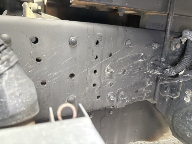 2004 Flat Body Truck Mitsubishi Fuso Canter KK-FE82EE - Image 14