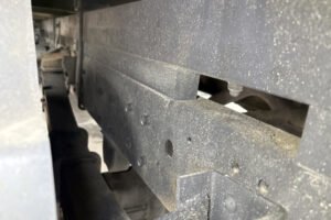 2004 Flat Body Truck Mitsubishi Fuso Canter KK-FE82EE