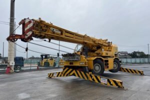 2004 Rough Terrain Crane TADANO TR350M-3