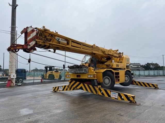 2004 Rough Terrain Crane TADANO TR350M-3