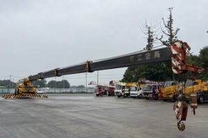 2004 Rough Terrain Crane TADANO TR350M-3