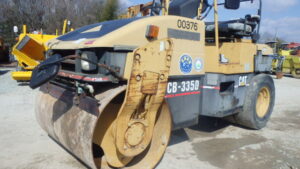 1999 Caterpillar Road Roller CB-335D