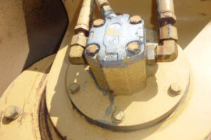 1999 Caterpillar Road Roller CB-335D