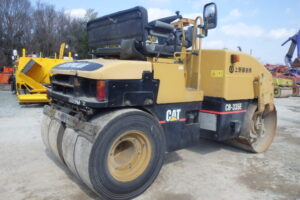 2007 CAT Road Roller CB-335E
