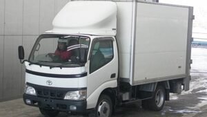 2003 Toyota DYNA Freezer Box Truck XZU362 1.95 Ton