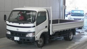 2005 Toyota DYNA Flat Body Truck XZU388