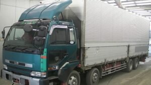 1996 NISSAN Aluminum wing Box Truck CG45CWZ 13.2 Ton