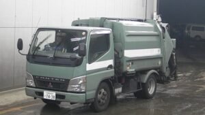 2005 Mitsubishi CANTER Garbage Truck FE73DB 2 Ton