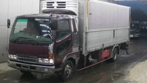 2002 Mitsubishi FIGHTER Freezer Box Truck FK61HK 2.5 Ton