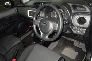 2012 TOYOTA Vitz NSP130 F