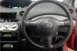 2004 Toyota Vitz NCP15 F