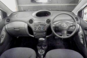2002 Toyota VITZ SCP10 F