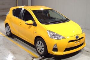 2014 Toyota Aqua NHP10 S