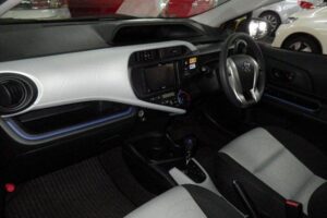 2014 Toyota Aqua NHP10 S