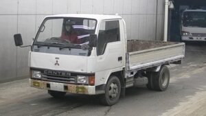 1993 Mitsubishi CANTER Flat Body Truck FE305B 2 Ton