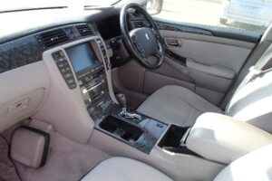 2005 Toyota CROWN GRS183