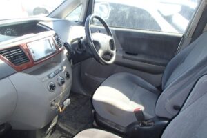 2003 Toyota Noah AZR65G X