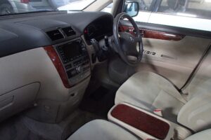 2002 TOYOTA IPSUM ACM21W 240I
