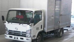 2010 Mazda TITAN Box Truck LPR85AN 3 Ton