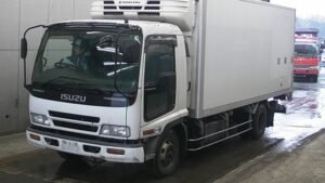 2003 Isuzu FORWARD Freezer Box Truck FRR35H4S PG 3.15 Ton