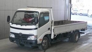 2010 Toyota DYNA Flat Body Truck XZU348 2 Ton