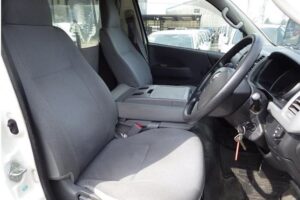 2008 Toyota Hiace Van KDH201V DX - Image 5
