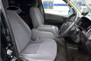 2008 Toyota Hiace van KDH201V GL - Image 4