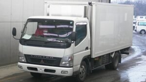 2007 Mitsubishi CANTER Freezer Box Truck FE82DEV 2 Ton