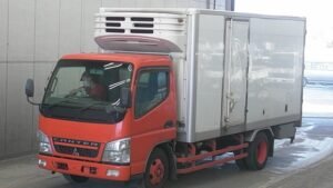 2003 Mitsubishi CANTER Freezer Box Truck FE72EEV 2 Ton