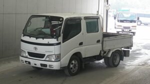 2003 Toyota TOYOACE Double Cab Truck LY230