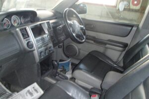 2004 Nissan X-TRAIL NT30
