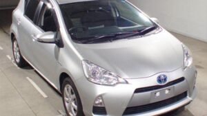 2014 Toyota Aqua NHP10 S