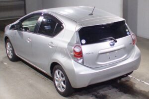 2014 Toyota Aqua NHP10 S