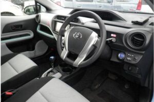 2012 Toyota Aqua NHP10 S