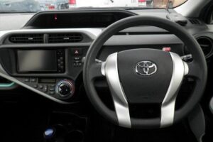 2012 Toyota Aqua NHP10 S