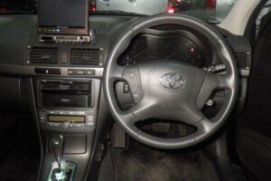 2006 Toyota Avensis AZT251W LI