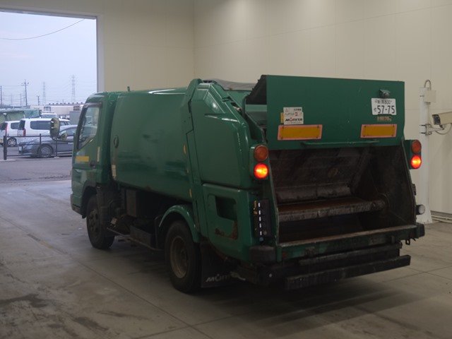 2006 Garbage Truck Mitsubishi Fuso Canter PA-FE83DC - Image 3