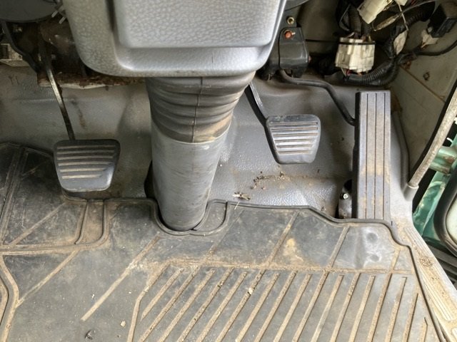 2006 Garbage Truck Mitsubishi Fuso Canter PA-FE83DC - Image 6