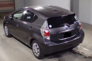 2012 Toyota Aqua NHP10 S