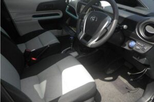 2012 Toyota Aqua NHP10 S
