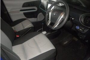 2012 Toyota Aqua NHP10 S