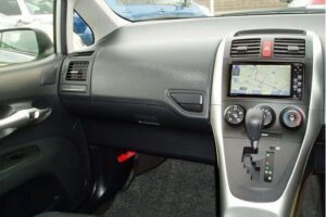 2011 Toyota Auris NZE151H 150X