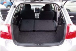 2011 Toyota Auris NZE151H 150X