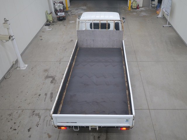 2019 Flat Body Truck Mitsubishi Fuso Canter TPG-FEB50 - Image 5