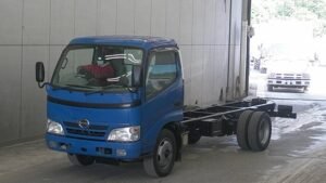 2007 Hino DUTRO Chassis Truck XZU344M