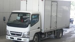 2003 Mitsubishi CANTER Freezer Box Truck FE72EEV 2 Ton