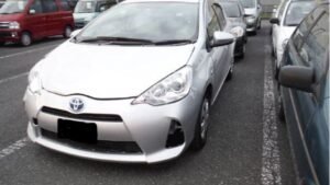 2013 Toyota Aqua NHP10 S